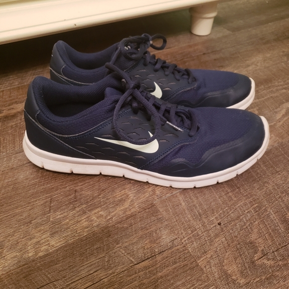 Nike Shoes - Navy Nike shoes